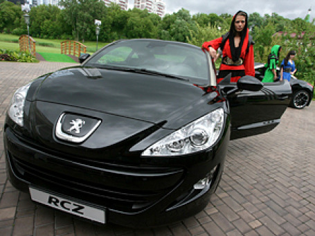 Кому-то слишком «носатый» передок Peugeot может показаться излишне заносчивым. Фото: Григорий Собченко/BFM.ru