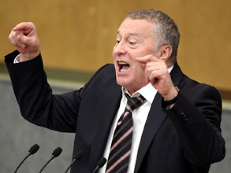 Вице-спикер Госдумы, лидер ЛДПР Владимир Жириновский обвинил ТВЦ в клевете, а коммунистов — в отсутствии солидарности. Фото: РИА Новости