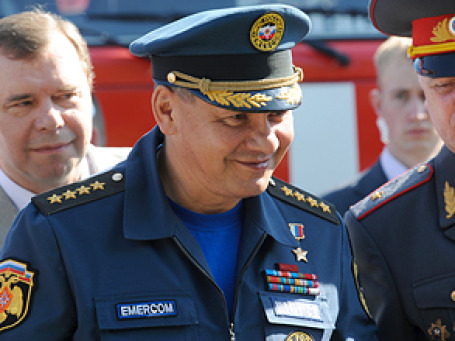 Работу министра по делам гражданской обороны, чрезвычайным ситуациям и ликвидации последствий стихийных бедствий Сергея Шойгу положительно оценивают 78% опрошенных. Фото: РИА  Новости