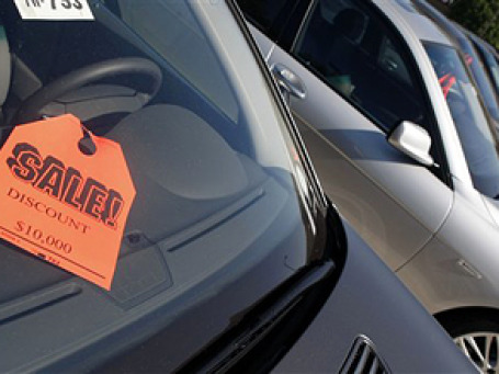 В июне продажи новых автомобилей в Старом свете снизились на 6,2%. Фото: AP