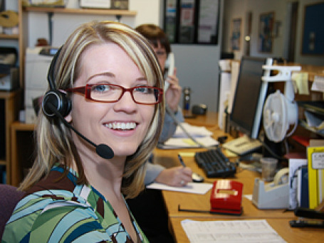 Все больше и больше организаций и в России, и в Европе, и в Восточной Африке начинают использовать в работе call-центров системы записи и контроля качества телефонных разговоров. Фото: Phil Dowsing / eco-photography/fliсkr.com