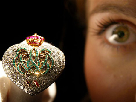 Алмазная брошь из коллекции английского короля Эдуарда VIII. Фото: AP