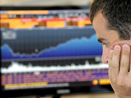 По показателю операций на ММВБ и РТС снижение достигает 60% против нормальных значений для августа, и без того не отличающегося активностью. Фото: РИА Новости