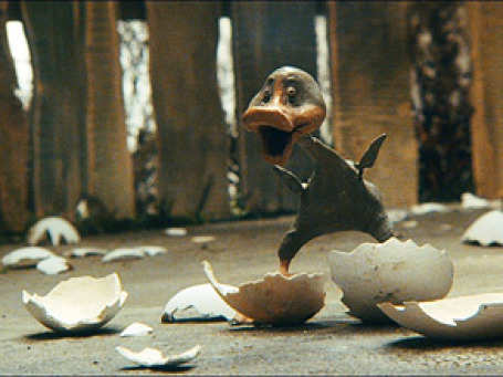 Кадр из мультипликационного фильма «Гадкий утенок»