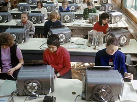 Несмотря на факсы, SMS и электронную почту, телеграфная связь продолжает существовать. Фото: РИА Новости