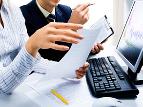 Российские электронные площадки пытаются нарастить долю иностранных компаний, которые могли бы участвовать в конкурсах на государственные закупки. Фото: PhotoXpress