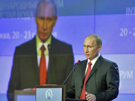 Владимир Путин готов выделить на чистую воду 9 млрд рублей до 2013 года. Фото: РИА Новости