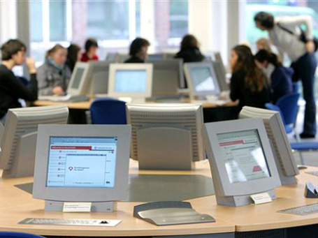 Подводные камни встречаются при поиске работы через кадровое агентство. Фото: AP