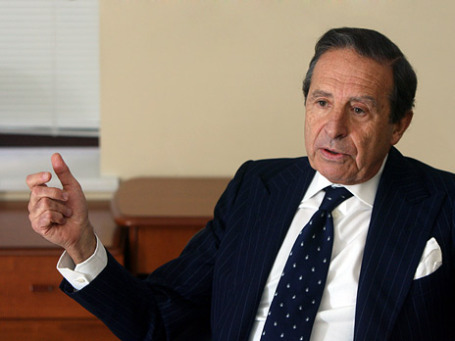 «Доступная роскошь» — так генеральный директор российского представительства Ferrero Артуро Мария Карделус определяет нишу продукции своей компании на российском рынке. Фото: Григорий Собченко/BFM.ru