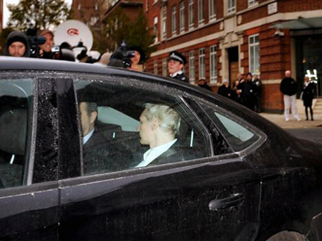 Джулиан Ассанж бросил вызов мировой бюрократии. Его обвинили в изнасиловании. Фото: AP