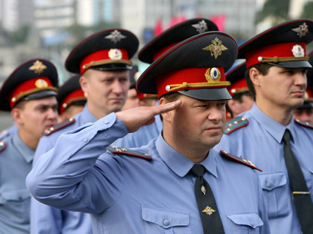Полмиллиарда рублей будет потрачено на переименование милиции. Фото: РИА Новости