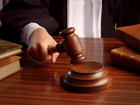 Почти 7 млн 400 тысяч рублей составили издержки, связанные с проведением в 2009 году почти 18 тысяч судебных экспертиз по уголовным делам. Фото: PhotoXPress