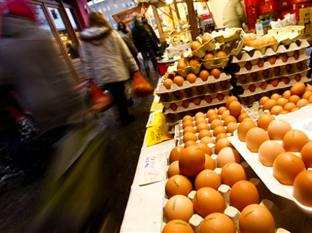 Немцы стали чуть придирчивее в оценке качества продуктов питания и чуть меньше обращать внимание на их цену. Фото: АР