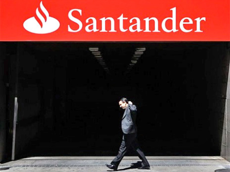 Банк Santander — один из самых агрессивных и успешных испанских скупщиков заграничных активов. Фото: AP