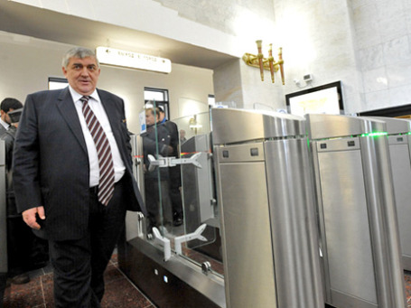 Дмитрий Гаев, бывший глава Московского метрополитена, он же — член совета директоров компании, у которой закупались билеты для входа в метро. Фото: РИА Новости