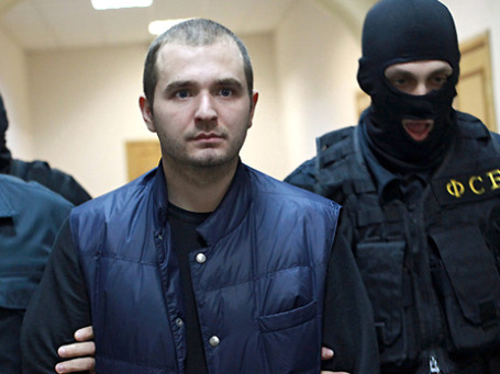 В суд Ивана Назарова доставили как особо опасного преступника — под усиленной охраной спецназа ФСБ. Фото: РИА Новости