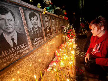 На Украине вспоминают жертв Чернобыльской катастрофы. Фото: AP