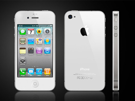 Впервые о скором появлении белого iPhone 4 заговорили примерно год назад. Фото: macinews.ru