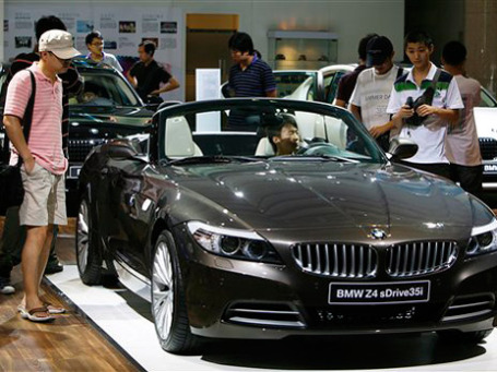 Рост продаж немецких автомобилей вообще и BMW в частности обусловил спрос в Китае. Фото: AP