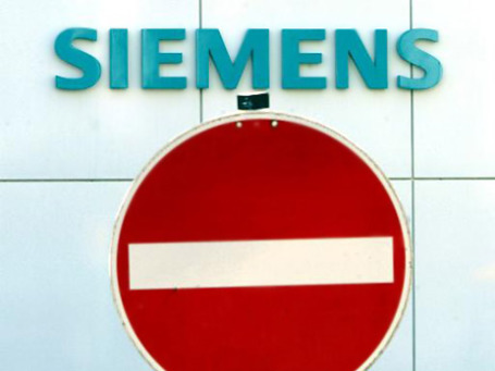О существовании у Siemens «черных касс», созданных для подкупа нужных людей за рубежом, заговорили в 2006 году. Фото: AP