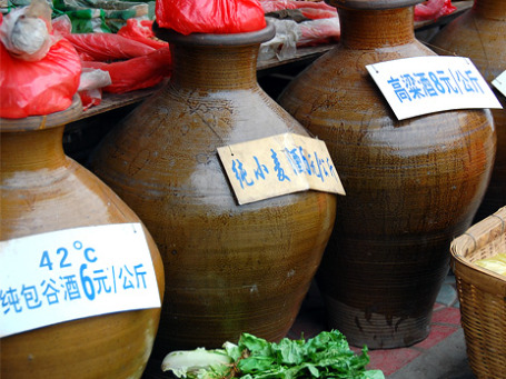 30% китайского рынка алкоголя занимает напиток байцзю. Фото: Morgann/flickr.com