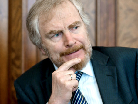 Замминистра финансов РФ Сергей Сторчак не исключает, что Россия в 2012 году выйдет на внешний рынок с эталонными выпусками евробондов. Фото: РИА Новости