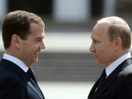 Путин вряд ли улыбнется там, где улыбался Медведев, хотя курс внешней политики вряд ли сильно изменится. Фото: РИА Новости
