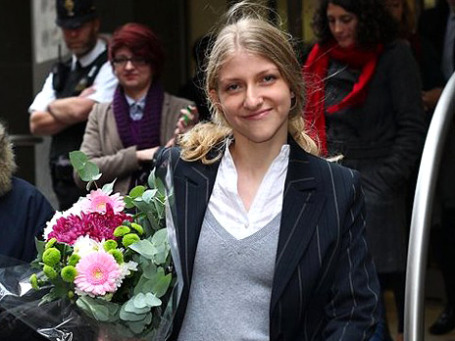 Екатерина Затуливетер доказала англичанам, что состоять в интимной связи с депутатом — это еще не преступление. Фото: AP