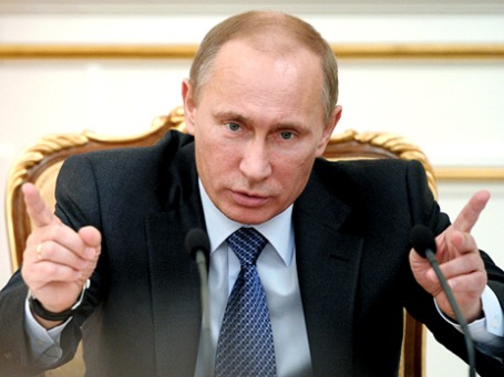 Премьер Владимир Путин провел с губернаторами селекторное совещание, по формату напоминающее Госсовет. Фото: РИА Новости