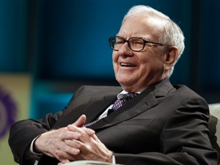 Уоррен Баффет: совет директоров Berkshire Hathaway выбрал человека, которого хорошо знают по работе и чьи управленческие и человеческие качества в компании очень ценят. Фото: AP