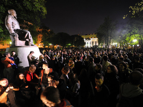 Лагерь «ОккупайАбай» На Чистопрудном бульваре в Москве действует девятый день. Фото: РИА Новости