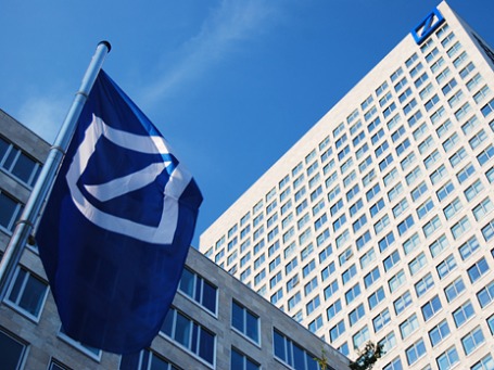 Передача эстафетной палочки в руководстве Deutsche Bank прошла далеко не так гладко, как предполагалось. Фото: Deutsche Bank/flickr.com