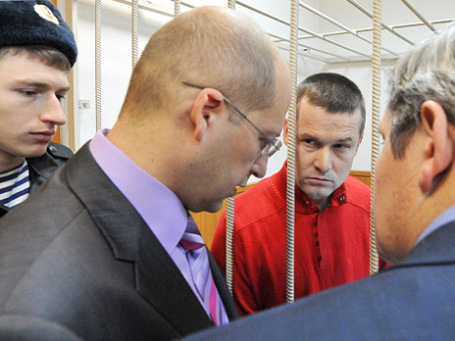 Леонид Развозжаев, обвиняемый в подготовке массовых беспорядков, в Басманном районном суде Москвы.Фото: РИА Новости