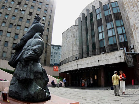 Здание Центрального Дома работников искусств на Пушечной улице в Москве. Фото: РИА Новости
