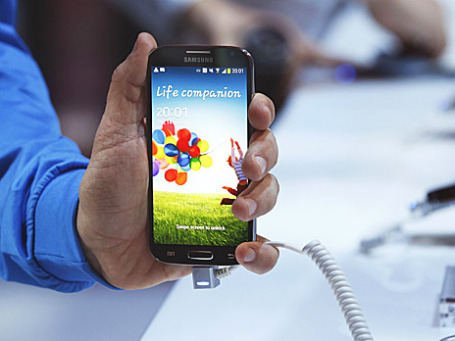 Samsung Galaxy S4. Фото: Reuters