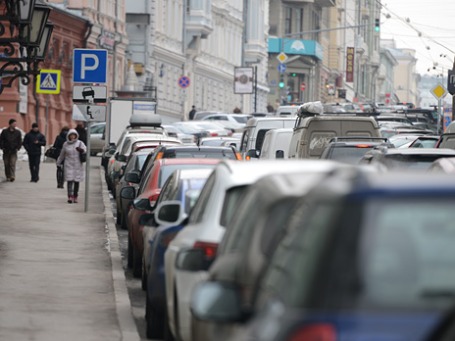 Автомобили на московских дорогах. Фото: Григорий Собченко/BFM.ru