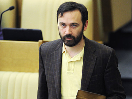 Член комитета Госдумы по экономической политике, инновационному развитию и предпринимательству Илья Пономарев. Фото: РИА Новости