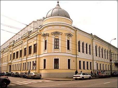 Дом Волконских до начала реконструкции. Фото: wikipedia.org/Gruszecki