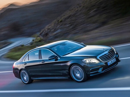 Mercedes-Benz S-Class. Фото: mercedes-benz.com