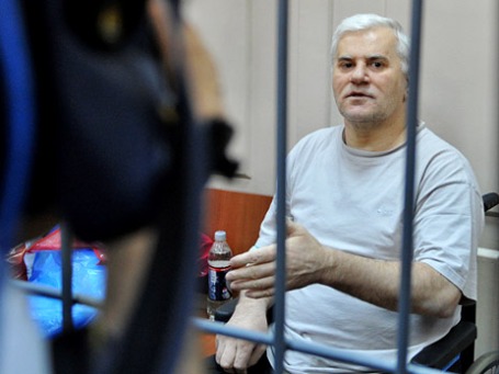 Арестованный по делу об убийстве следователя мэр Махачкалы Саид Амиров в зале заседаний Басманного суда, где проходят слушания по делу об отстранении его от должности. Фото: РИА Новости