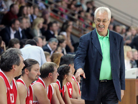 Олимпийский чемпион, тренер по баскетболу Сергей Белов. Фото: РИА Новости