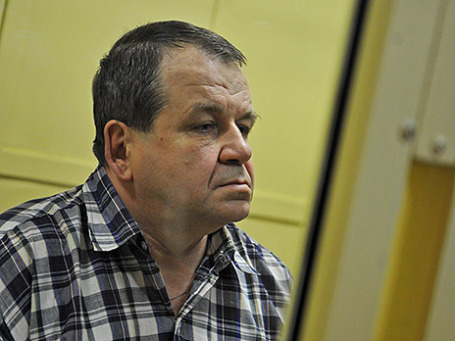 Сергей Кабалов, обвиняемый в покушении на угон самолета и в избиении бортпроводника, во время судебных слушаний с участием присяжных заседателей в Московском областном суде. Фото ИТАР-ТАСС