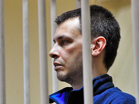 Алексей Кабанов, обвиняемый в убийстве супруги журналистки Ирины, во время предварительных слушаний в Головинском суде города Москвы 11 ноября 2013 года. Фото: РИА Новости