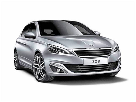 Автомобиль Peugeot 308. Фото предоставлено пресс-службой