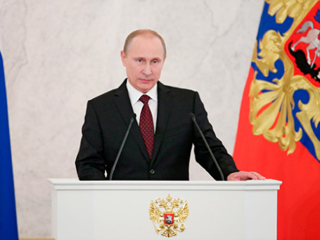 Президент России Владимир Путин во время оглашения ежегодного Послания Президента Российской Федерации Федеральному Собранию в Георгиевском зале Кремля. Фото: РИА Новости
