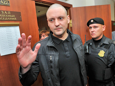 Сергей Удальцов в здании Мосгорсуда после судебного заседания 6 ноября 2013 года. Фото: РИА Новости