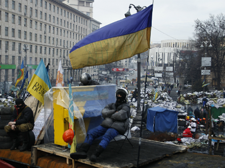 Фото: Reuters. Антиправительственная акция протеста. Киев, 14 февраля 2014 года.