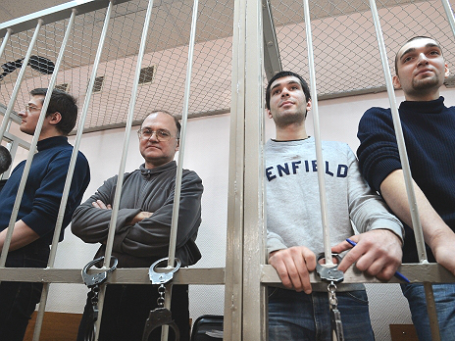 Обвиняемые по делу о массовых беспорядках на Болотной площади. Фото: РИА Новости