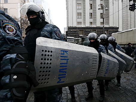 Сотрудники спецподразделения «Беркут» МВД Украины