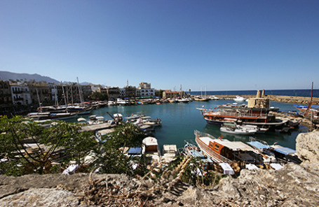 В старом порту Кирения, Кипр.